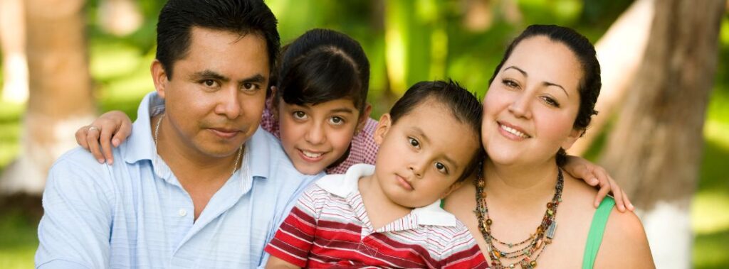 familiares derivados de asilados
